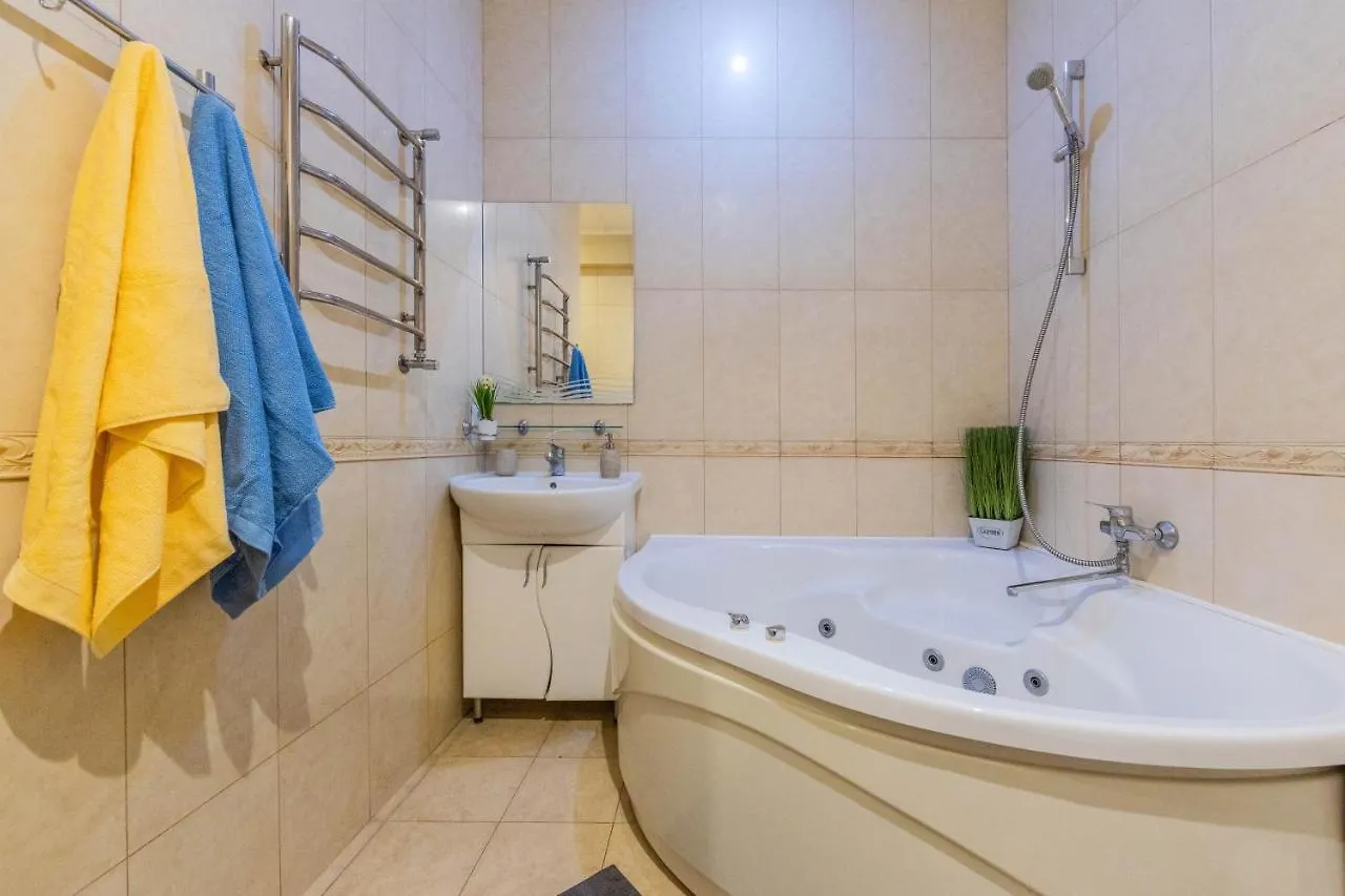 Apartment 2К Квартира На Шота Руставелі, Бессарабка Kiew